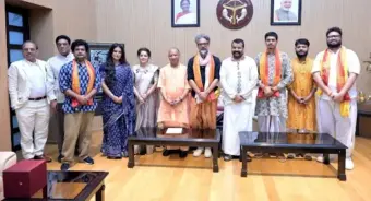 'हनुमान अंश' की टीम ने CM योगी से की मुलाकात, फिल्म के खास सीन भी देखे