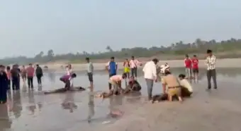 महाराष्ट्र के रायगढ़ में दर्दनाक हादसा: दिवेआगर बीच पर डूबने से पुणे के 8 छात्रों की मौत