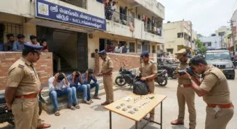 சென்னை காட்டாங்கொளத்தூர் பகுதியில் அதிரடி ரெய்டு: மாணவர்கள் தங்கியிருந்த அறைகளில் கஞ்சா, போதை ஊசிகள் பறிமுதல்!