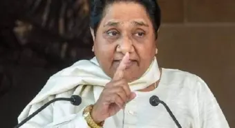सरकारी स्कूलों की स्थिति पर मायावती का सरकारों पर निशाना, बोलीं- बच्चों की शिक्षा को मिले प्राथमिकता