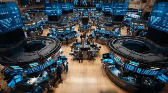 Wall Street Futures Fall as Oil Prices Surge and Treasury Yields Stay Elevated