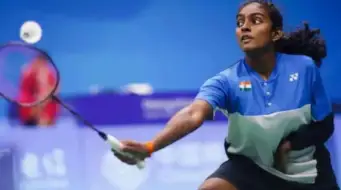 ஆசிய பாரா விளையாட்டு.. பேட்மிண்டன் பிரிவில் வெள்ளிப் பதக்கம் வென்று தமிழகத்திற்குப் பெருமை சேர்த்தார் துளசிமதி!