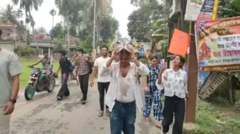 ছাত্রীদের শ্লীলতাহানির অভিযোগে উত্তাল গোবরডাঙ্গা হিন্দু কলেজ, অভিযুক্ত শিক্ষক আটক।
