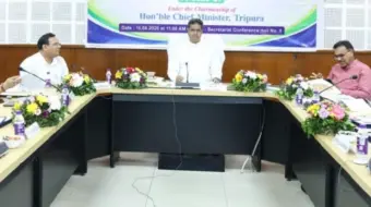 নির্ধারিত সময়েই শেষ করতে হবে উন্নয়ন প্রকল্প, দিশা বৈঠকে মুখ্যমন্ত্রীর কড়া বার্তা