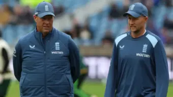 Marcus Trescothick Backs Major England Batting Shake-Up Ahead of South Africa Tests