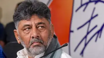 SIR ನೆಪದಲ್ಲಿ ಮತದಾರರ ಹೆಸರು ತೆಗೆಯುವ ಆರೋಪ: ಬಿಎಲ್‌ಎ, ಬಿಎಲ್‌ಒಗಳಿಗೆ ಡಿಕೆ ಶಿವಕುಮಾರ್ ಮನವಿ