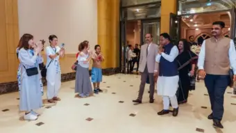 Odisha CM Majhi Arrives In Abu Dhabi, Reviews Preparations For Investor Engagements From Tomorrow