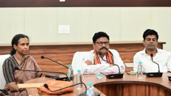 ଏସ୍‌ସିବି ମେଡିକାଲ କଲେଜ ଓ ହସ୍ପିଟାଲର ଭିତ୍ତିଭୂମି, ଅଗ୍ନି ନିରାପତ୍ତା ଓ ସମ୍ପ୍ରସାରଣ କାର୍ଯ୍ୟର ସମୀକ୍ଷା କଲେ ସ୍ୱାସ୍ଥ୍ୟ ମନ୍ତ୍ରୀ