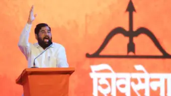 ECI ने शिंदे गुट को न्यूट्रल चुनाव चिह्न क्यों नहीं दिया, बाल ठाकरे के नाम व सिंबल का सहारा क्यों: SC