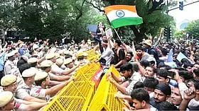 "நாடாளுமன்றம் நோக்கி எழுந்த மாணவர் குரல்": டெல்லியில் பதற்றமாக மாறிய CJP பேரணி