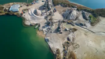 Two-thirds of global mining facilities face significant water risk, ICMM report says