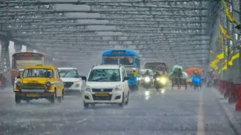 आईएमडी का अनुमान है कि बंगाल की खाड़ी के निचले स्तर में आज अवसाद बनेगा और आंध्र, तेलंगाना, तमिलनाडु और कर्नाटक में भारी बारिश होगी।