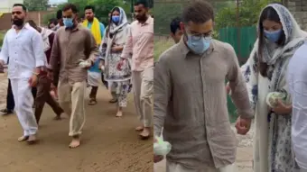 कीचड़ में नंगे पैर चलते दिखे विराट-अनुष्का, गुरु पूर्णिमा से पहले प्रेमानंद महाराज के दर्शन के लिए पहुंचे वृंदावन