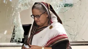 شیخ حسینہ کی مشکلیں بڑھیں: ان کی صاحبزادی صائمہ کا ڈبلیو ایچ او سے استعفیٰ