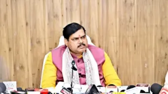 बिहार के 5.5 लाख शिक्षकों का बढ़ा आक्रोश, 7वें वेतनमान के लिए 2 अक्टूबर से पटना में आमरण अनशन