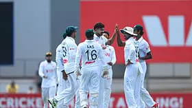 AUS vs BAN 2nd Test: 146 रन की बढ़त के बाद भी बांग्लादेश पर मंडराया संकट, ऑस्ट्रेलिया ने फिर कसा शिकंजा
