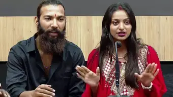 കുംഭമേള വൈറല്‍ താരത്തിന് തിരിച്ചടി; പെണ്‍കുട്ടിക്കും ഭര്‍ത്താവിനും നല്‍കിയിരുന്ന പൊലീസ് സംരക്ഷണം ഹൈക്കോടതി നീക്കി