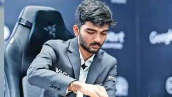 గుకేశ్‌ అదుర్స్‌