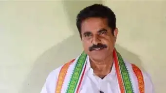 മുഖ്യമന്ത്രി തീരുമാനം എടുക്കുന്നത് ആലോചിക്കാതെ, ശൈലി മാറ്റണം; സതീശനെതിരെ വീണ്ടും അടൂര്‍ പ്രകാശ്