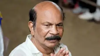 40 நாட்களுக்கும் மேலாக ICU-வில் வி.எஸ்.பாபு - உடல்நிலை குறித்து வெளிப்படையான தகவல் வெளியிட கோரிக்கை!