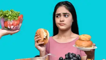 Stress Eating: സ്ട്രെസ് കൂടുമ്പോള്‍ നിങ്ങള്‍ അമിതമായി ഭക്ഷണം കഴിക്കാറുണ്ടോ? പിന്നിലെ യഥാര്‍ത്ഥ കാരണം ഇതാണ്!