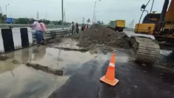 UP News: 4200 करोड़ के लखनऊ-कानपुर एक्सप्रेसवे पर अब जलनिकासी की परीक्षा, सर्विस लेन बनी तालाब