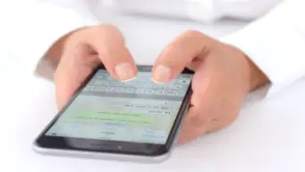 PIB On WhatsApp: अब व्हाट्सएप पर मिलेगा सरकारी खबरों का पक्का ठिकाना, फेक न्यूज पर लगाम कसने के लिए पीआईबी का बड़ा कदम