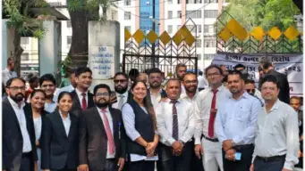 सूरत : वकीलों की छह दिन की हड़ताल समाप्त, रेंट बिल में बदलाव के लिए 5 सदस्यीय कमेटी बनेगी