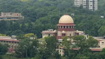 Supreme Court to hear contempt plea over Delhi metro, train curbs