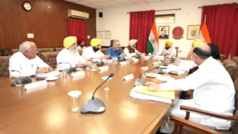 Punjab News: ਪੰਜਾਬ ਕੈਬਨਿਟ ਨੇ ਮੁੱਖ ਚੋਣ ਅਫ਼ਸਰ ਦੇ ਦਫ਼ਤਰ 'ਚ ਸਟਾਫ਼ ਭਰਤੀ ਸਮੇਤ ਹੋਰ ਮਹਿਕਮਿਆਂ 'ਚ ਅਹਿਮ ਫੈਸਲਿਆਂ ਨੂੰ ਦਿੱਤੀ ਹਰੀ ਝੰਡੀ