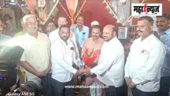 विश्वविक्रमी ४११२ ढोलवादकांच्या वतीने महेश सूर्यवंशी यांचा सन्मान!