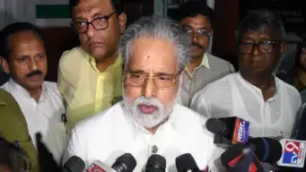 সুদীপের ডাকা বৈঠকে গরহাজির ১০ জন সাংসদ, হোয়াটসঅ্যাপ গ্রুপ থেকে লেফট কেন?