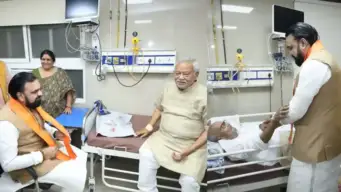 Bihar News : पटना स्थित IGIMS पहुंचे मुख्यमंत्री सम्राट चौधरी, पूर्व मंत्री वशिष्ठ नारायण सिंह और विधानसभा उपाध्यक्ष का जाना हालचाल