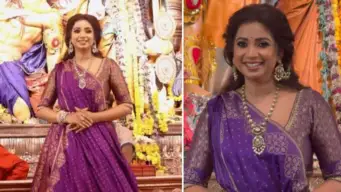 Shreya Ghoshal: মুম্বইয়ে বাঙালিয়ানার সুর! মুখোপাধ্যায় বাড়ির পুজোয় শ্রেয়ার গানে মুগ্ধ দর্শক