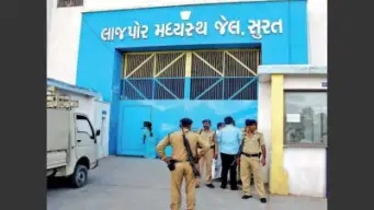 Surat: VIP treatment revealed in Lajpor Jail, 8 jail staff suspended