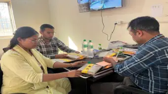 Gumla News: गुमला में खाद्य सुरक्षा टीम की छापेमारी, हनुमान फ्लोर मिल से लिया आटे का नमूना