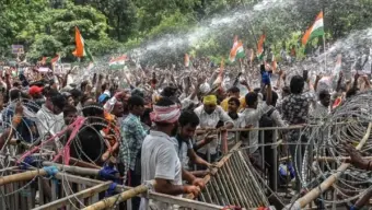 BREAKING : ಪರೀಕ್ಷಾ ಅಕ್ರಮ ಖಂಡಿಸಿ ಜಾರ್ಖಂಡ್ ವಿಧಾನಸಭೆ ಮುತ್ತಿಗೆಗೆ ಯತ್ನ: ಲಾಠಿ ಚಾರ್ಜ್, 600 ವಿದ್ಯಾರ್ಥಿಗಳ ವಿರುದ್ಧ FIR ದಾಖಲು