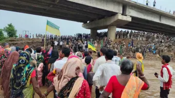 Police and administration forcibly remove people participating in 'pyre protests' against Ken-Betwa Link Project
