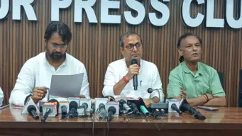 विधायक अमर अग्रवाल पर बरसे पूर्व विधायक शैलेष पांडेय, कहा- मंत्री पद की लालसा में विधानसभा में नहीं पूछा क्षेत्र की समस्याओं से जुड़ा एक भी सवाल.