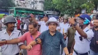 Breaking News: গ্রেফতার কুণাল ঘোষ! পুলিসের হাতে আটক তৃণমূল বিধায়ক, 'কালীঘাট তৃণমূলের' মিছিলে ধুন্ধুমার