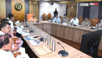 'जलभराव किसी भी कीमत पर बर्दाश्त नहीं होगा', गोरखपुर में CM योगी की सख्ती
