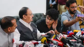 దిగొచ్చిన కేంద్రం: CJP నిరసన విరమణ, కేసుల ఎత్తివేతకు గ్రీన్ సిగ్నల్