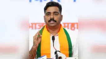 'Paise ki goonj', BJP takes dig at Rahul's event with students