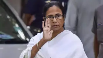 ಟಿಎಂಸಿ ಹೆಸರು, ಚಿಹ್ನೆ ಬಳಿಕ ನಂದಿಗ್ರಾಮ್‌ ಅಭ್ಯರ್ಥಿಯನ್ನೂ ಕಳೆದುಕೊಂಡ ಮಮತಾ ಬ್ಯಾನರ್ಜಿ: ಕಾಲದ ಹೊಡೆತಕ್ಕೆ ಸಿಕ್ಕ ದೀದಿ!