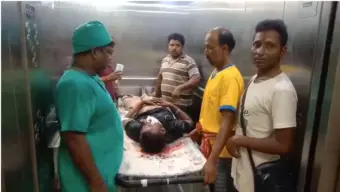 ট্রাক্টর ও অটোর মুখোমুখি সংঘর্ষ রক্তাক্ত কালনা! মৃত্যু হল অটোতে থাকা এক সেলুন কর্মীর ! আশঙ্কাজনক অবস্থায় আহত চারজন।