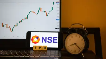 NSE आईपीओ के दूसरे दिन आई तेजी, पूरा सब्सक्राइब हुआ देश का सबसे बड़ा पब्लिक इश्यू, देखें लेटेस्ट अपडेट्स