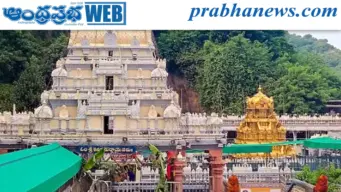 కనకదుర్గమ్మ ఆలయానికి రూ.5 లక్షలకు పైగా విరాళాలు