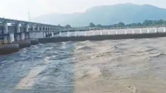 नेपाल बाढ़: अलर्ट पर बिहार सरकार, गंडक बराज के सभी 36 गेट खोले गए