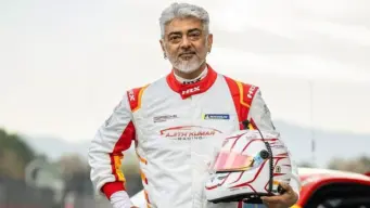 রেসিং প্রতিযোগিতায় আবারও দুর্ঘটনার কবলে অজিত কুমার, অল্পের জন্যে রক্ষা পেলেন অভিনেতা