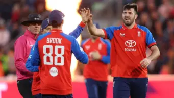 इंग्लैंड ने भारत से छीनी बादशाहत, T20I रैंकिंग में हासिल किया नंबर-1 का ताज